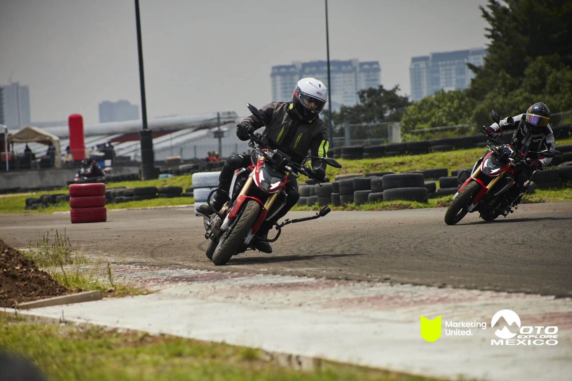HUNK TRACKDAY 396